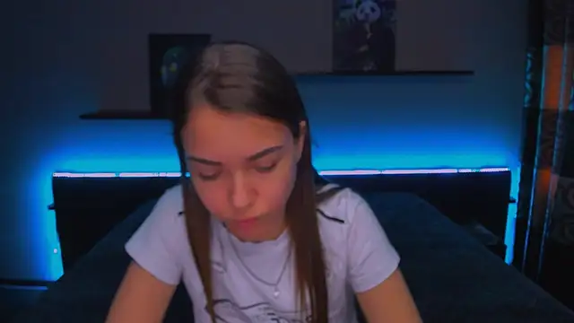 Snapshot of AlexaBarkley chatting on 13, 2, 2025 AlexaBarkley online show from 13, 2, 2025