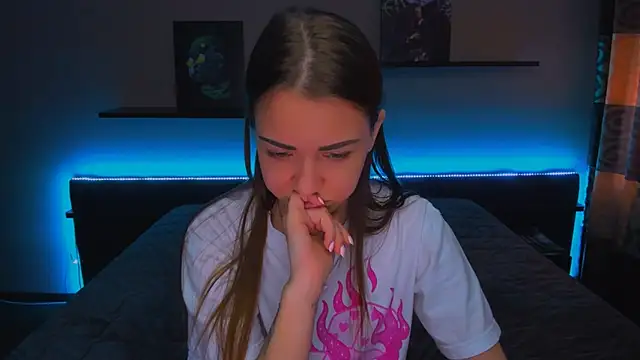 Snapshot of AlexaBarkley chatting on 20, 2, 2025 AlexaBarkley online show from 20, 2, 2025