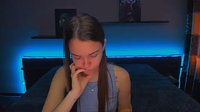 Snapshot of AlexaBarkley chatting on 7, 3, 2025 AlexaBarkley online show from 7, 3, 2025