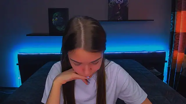 Snapshot of AlexaBarkley chatting on 11, 3, 2025 AlexaBarkley online show from 11, 3, 2025