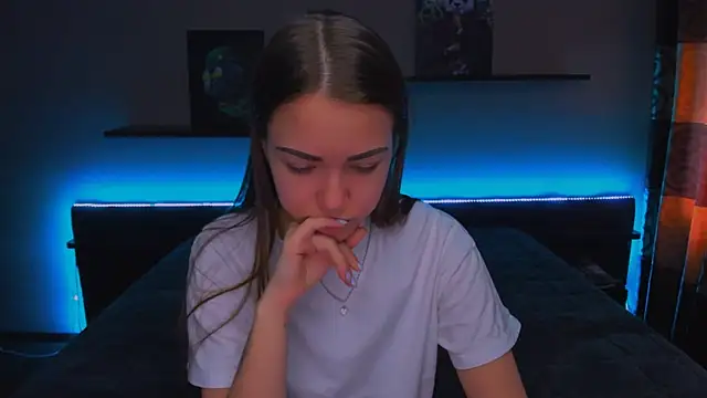 Snapshot of AlexaBarkley chatting on 19, 3, 2025 AlexaBarkley online show from 19, 3, 2025