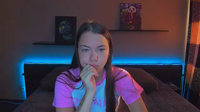 Snapshot of AlexaBarkley chatting on 1, 10, 2025 AlexaBarkley online show from 1, 10, 2025