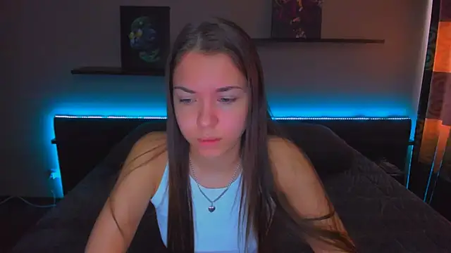 Snapshot of AlexaBarkley chatting on 7, 10, 2025 AlexaBarkley online show from 7, 10, 2025