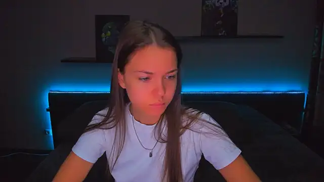 Snapshot of AlexaBarkley chatting on 24, 10, 2025 AlexaBarkley online show from 24, 10, 2025