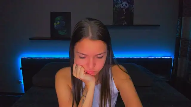 Snapshot of AlexaBarkley chatting on 27, 10, 2025 AlexaBarkley online show from 27, 10, 2025