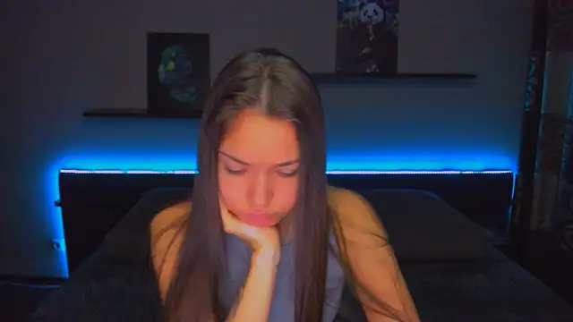 Snapshot of AlexaBarkley chatting on 28, 10, 2025 AlexaBarkley online show from 28, 10, 2025