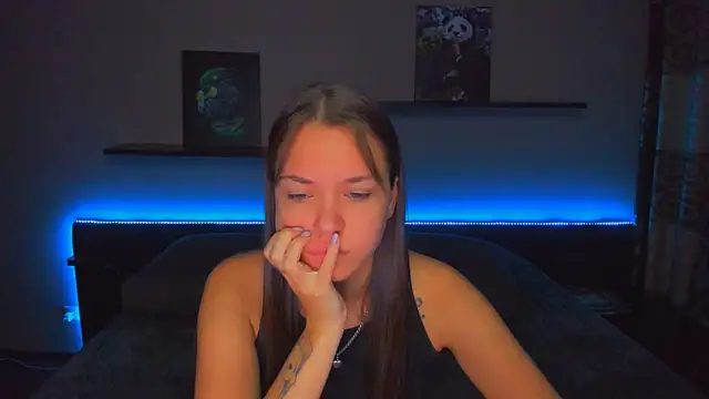 Snapshot of AlexaBarkley chatting on 16, 12, 2025 AlexaBarkley online show from 16, 12, 2025