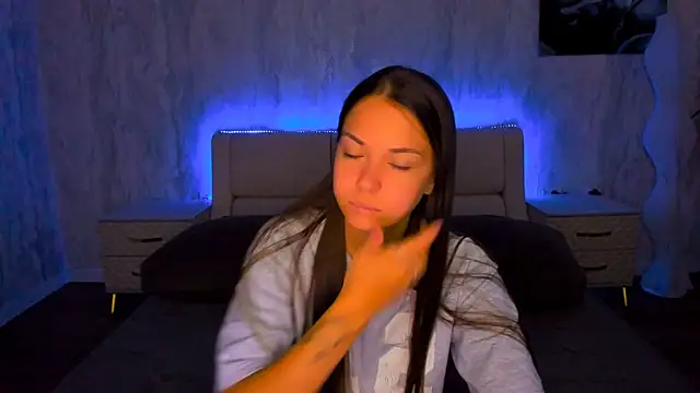 Snapshot of AlexaBarkley chatting on 21, 7, 2026 AlexaBarkley online show from 21, 7, 2026