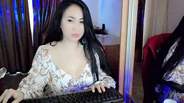 Snapshot of AsianQueens chatting on 28, 2, 2025 AsianQueens online show from 28, 2, 2025