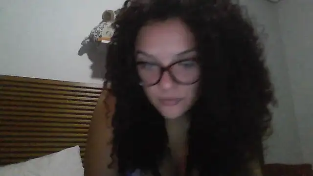 Snapshot of amorcaradepau_ chatting on 4, 6, 2026 amorcaradepau online show from 4, 6, 2026