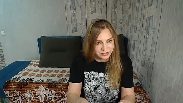 Pilly green  online show from 30, 10, 2025