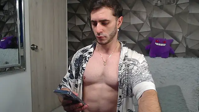 Latino stud4u online show from 7, 1, 2026