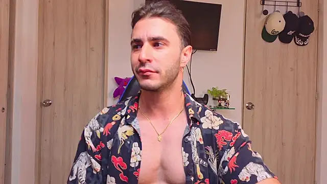 Latino stud4u online show from 13, 7, 2026