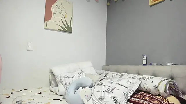 aisha latina online show from 3, 2, 2025