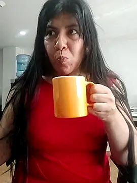 Snapshot of aisha_latina chatting on 23, 4, 2026 aisha latina online show from 23, 4, 2026