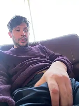 Snapshot of Taxidriver1988 chatting on 3, 3, 2025 Taxidriver1988 online show from 3, 3, 2025