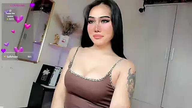 Snapshot of Icon1c_LiLy chatting on 4, 10, 2025 Icon1c LiLy online show from 4, 10, 2025