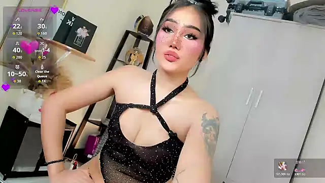 Snapshot of Icon1c_LiLy chatting on 30, 10, 2025 Icon1c LiLy online show from 30, 10, 2025