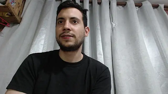 Snapshot of Armando_2002 chatting on 21, 3, 2025 Armando 2002 online show from 21, 3, 2025