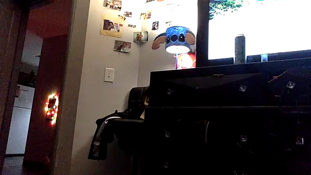 Snapshot of CutieFrmthehood chatting on 24, 2, 2026 CutieFrmthehood online show from 24, 2, 2026