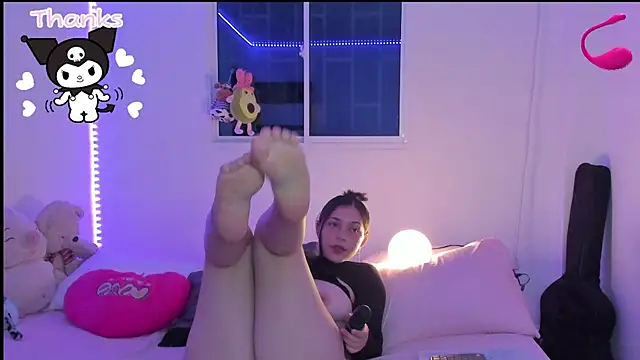 Snapshot of MollyG18 chatting on 16, 1, 2025 MollyG18 online show from 16, 1, 2025