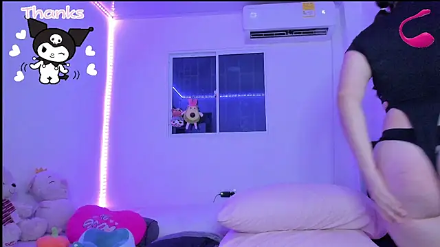 Snapshot of MollyG18 chatting on 21, 1, 2025 MollyG18 online show from 21, 1, 2025