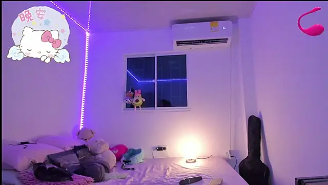 Snapshot of MollyG18 chatting on 31, 1, 2025 MollyG18 online show from 31, 1, 2025