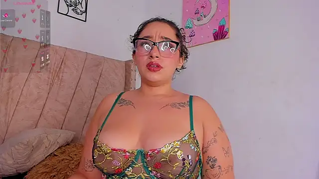 Snapshot of sweet_p_ chatting on 9, 10, 2025 sweet p online show from 9, 10, 2025