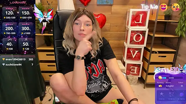 Snapshot of _fiona_Love chatting on 18, 2, 2025  fiona Love online show from 18, 2, 2025