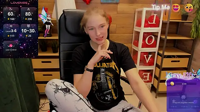 Snapshot of _fiona_Love chatting on 15, 3, 2025  fiona Love online show from 15, 3, 2025