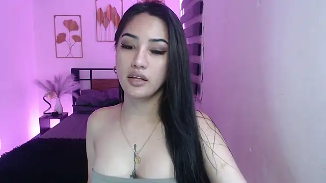 TS QueenMistress online show from 2, 3, 2025