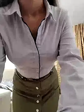 baby sweet girl  online show from 2, 2, 2025