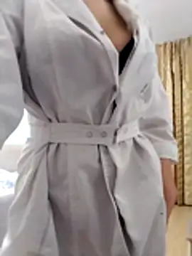 baby sweet girl  online show from 21, 11, 2025