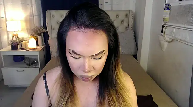 RebecaNextToYou online show from 11, 1, 2025