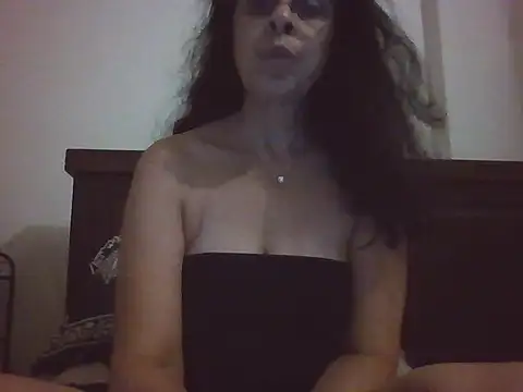 Snapshot of Susannemilf chatting on 12, 9, 2025 Susannemilf online show from 12, 9, 2025