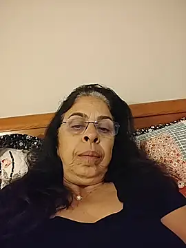 Snapshot of Susannemilf chatting on 12, 11, 2025 Susannemilf online show from 12, 11, 2025