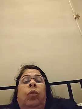 Susannemilf online show from 5, 4, 2026