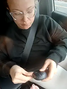 julimonroe online show from 19, 2, 2025