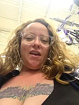 julimonroe online show from 21, 3, 2025