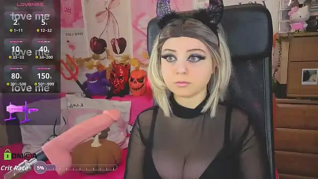 StellaMilla online show from 31, 10, 2025