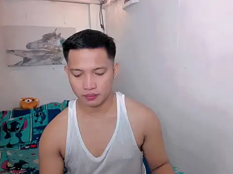 Snapshot of xSebastian19 chatting on 7, 5, 2026 xSebastian19 online show from 7, 5, 2026
