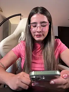 Snapshot of Stormiie777 chatting on 27, 2, 2026 Stormiie777 online show from 27, 2, 2026