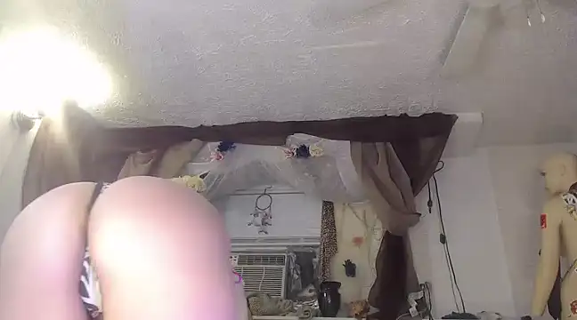 MaxiMillz online show from 5, 1, 2025