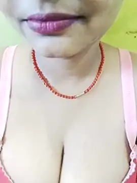 Snapshot of Lattika-Bhabhi chatting on 5, 7, 2026 Lattika-Bhabhi online show from 5, 7, 2026