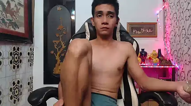 Snapshot of asianmaster27 chatting on 29, 12, 2024 asianmaster27 online show from 29, 12, 2024