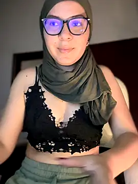 MatchedEyebrow online show from 18, 9, 2025