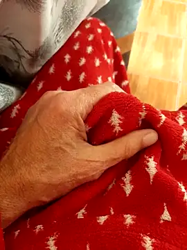 feet toes online show from 27, 4, 2026