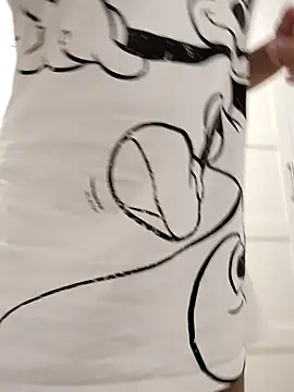 Molly newman6 online show from 15, 2, 2026