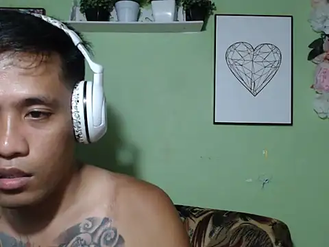 Thyler08 online show from 21, 7, 2026