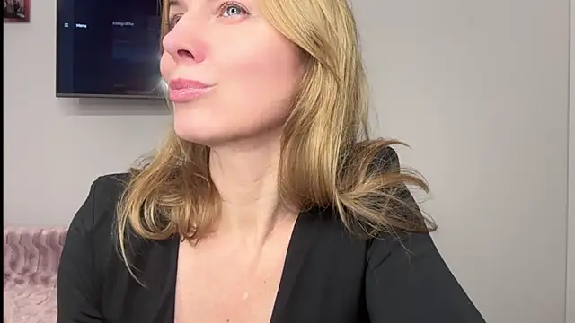 RachellAmazing online show from 4, 2, 2025